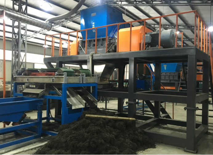 waste tire recycling machine